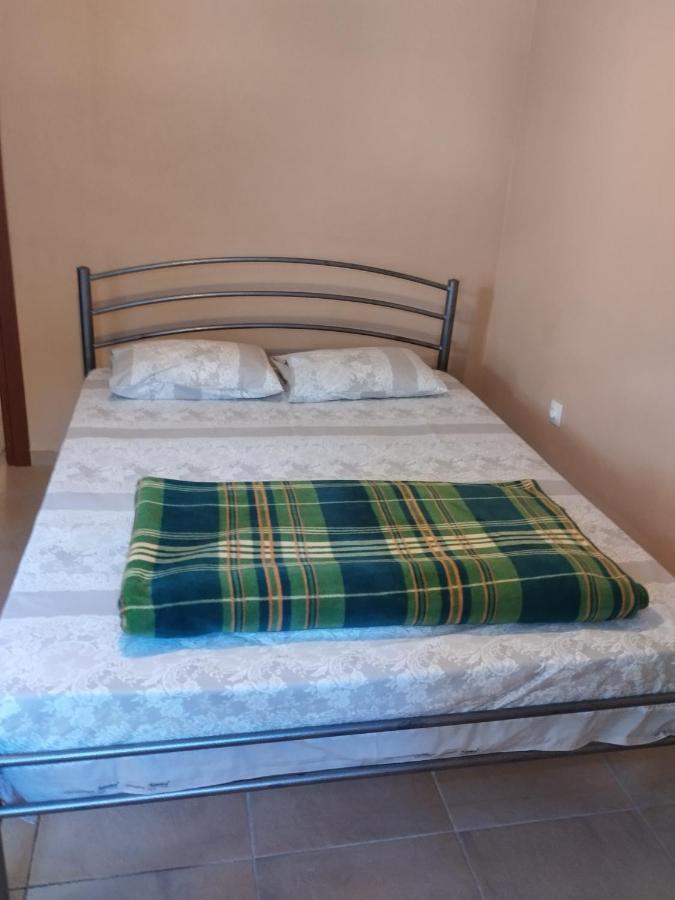Cozy Apartment In Szaloniki Kültér fotó